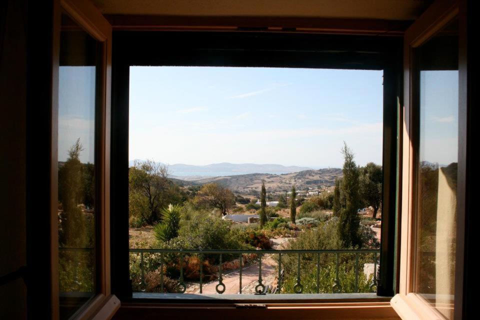 To The Garden Guest House Angairia ภายนอก รูปภาพ