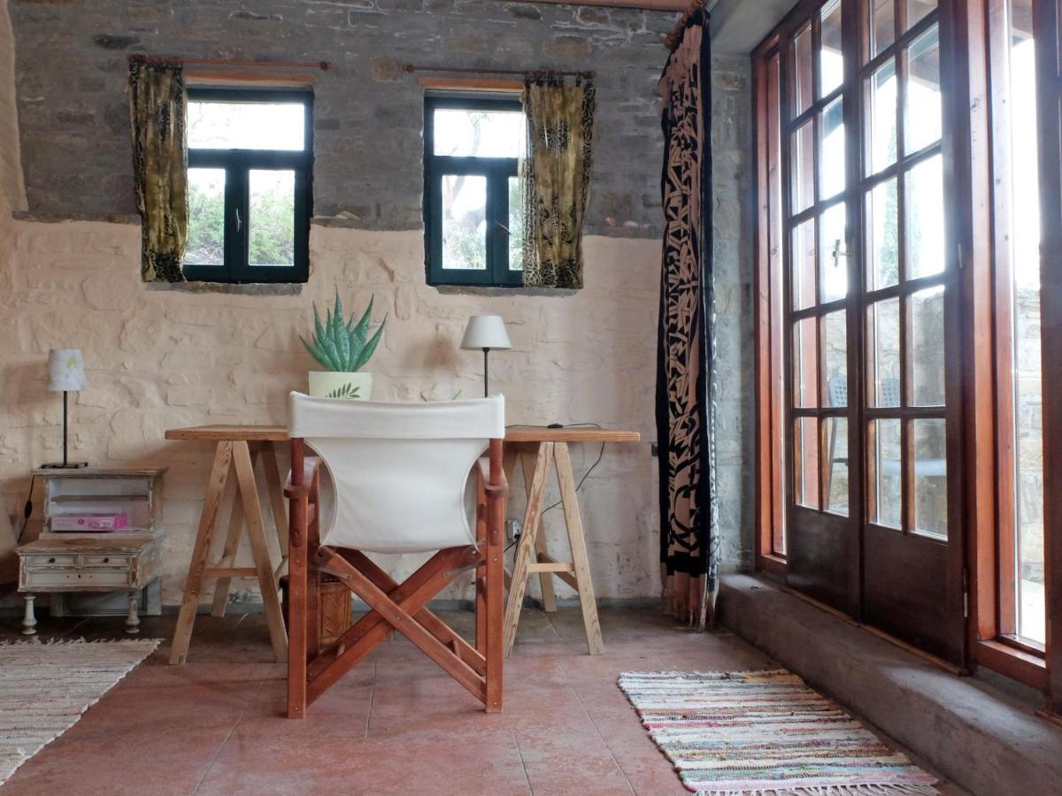 To The Garden Guest House Angairia ภายนอก รูปภาพ