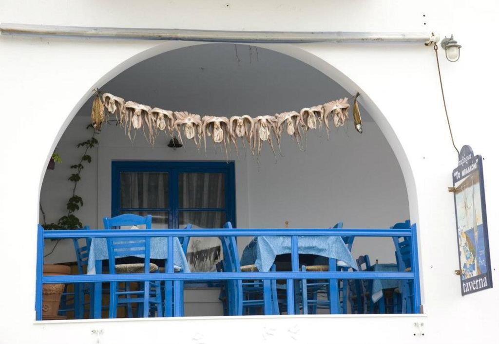 To The Garden Guest House Angairia ภายนอก รูปภาพ